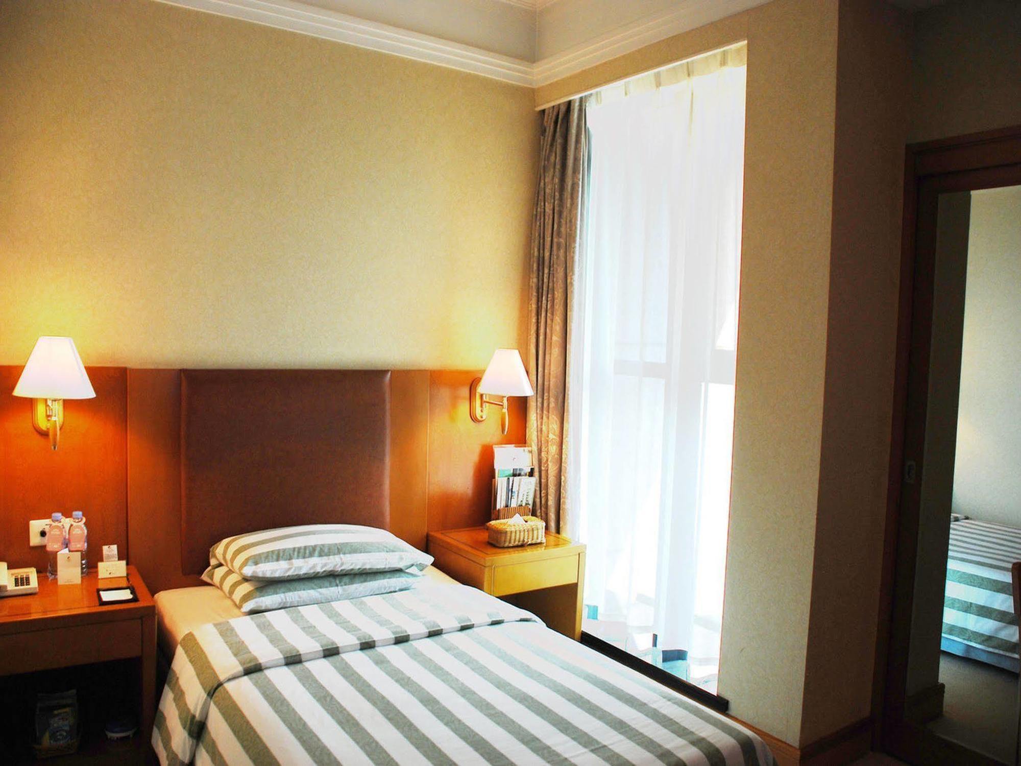 Culture Plaza Hotel Zhejiang Hangzhou Exterior photo